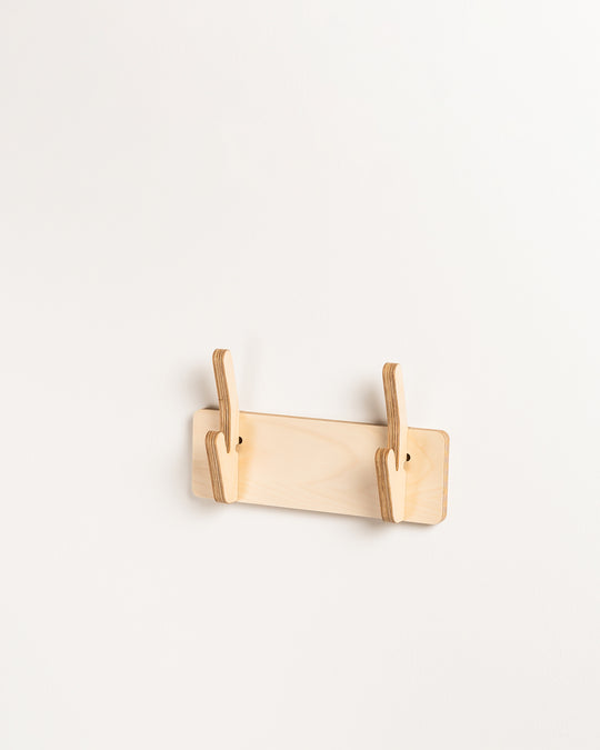 ON | Simple clothes hanger