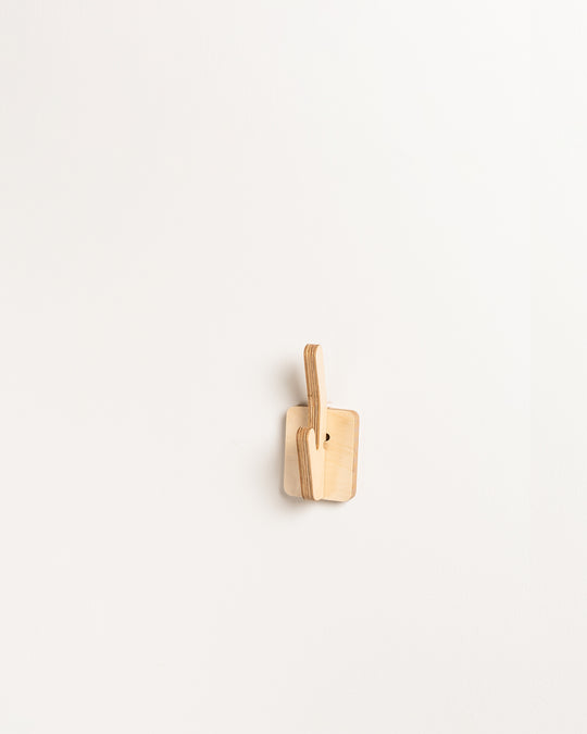 ON | Simple clothes hanger