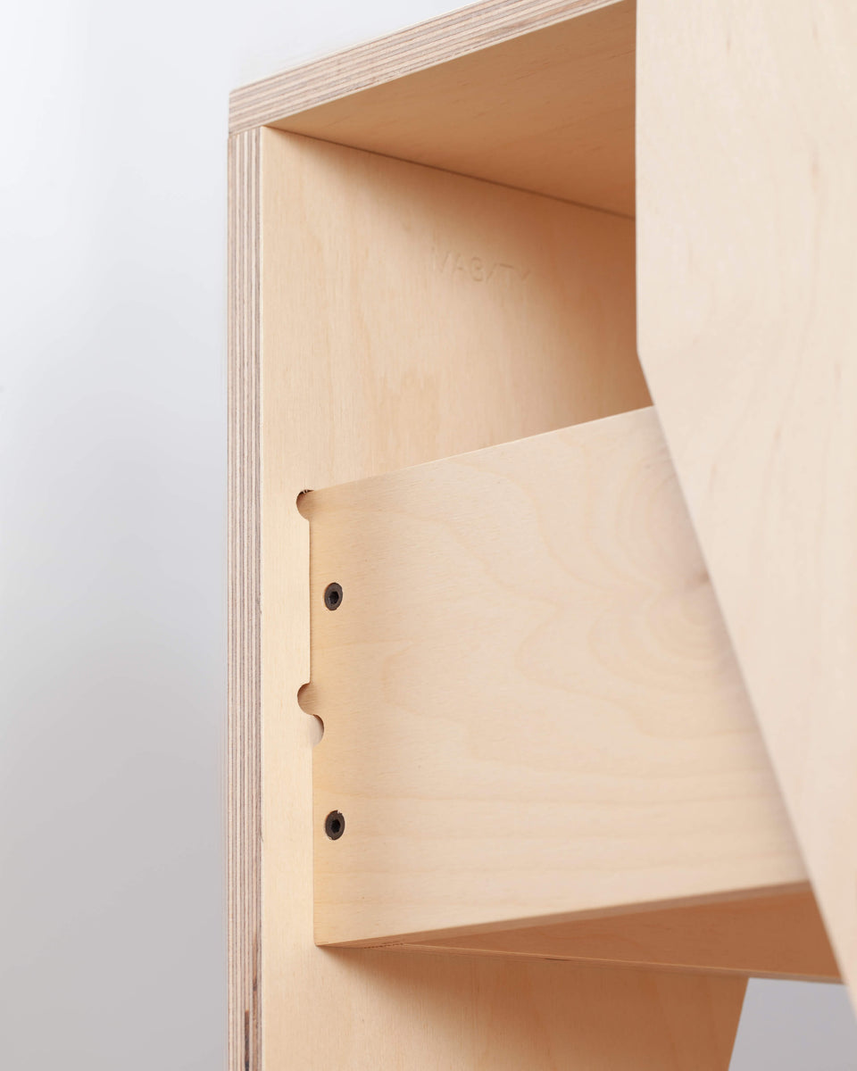 IN #2 | Stackable stools - M